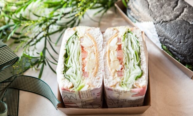 The 2-Ingredient Glacier Cream Bread I Love to Create