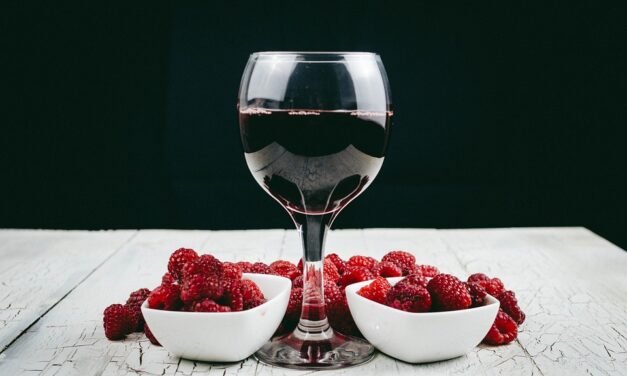 Recipe for Keto Iced Gingerbread Baguette