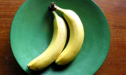 3 Straightforward Methods To Forestall Bananas From Turning Brown Too Shortly