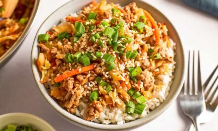 Egg Roll in a Bowl Recipe (4-Ingredient, 25 minutes)