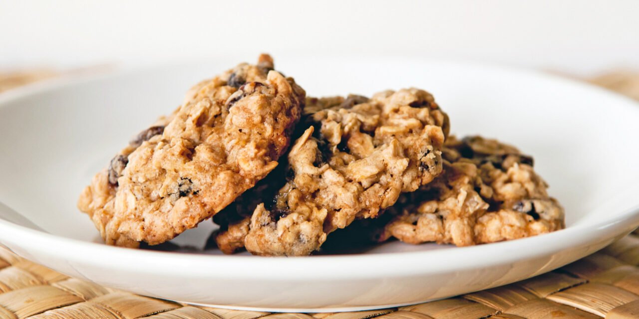 No-Fuss, 3-Ingredient Meal Cookie Recipe