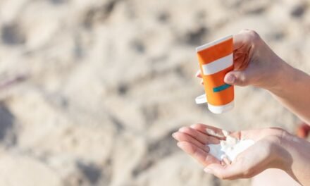 Healthy Women: Don’t Miss Sunscreen Moisturizer