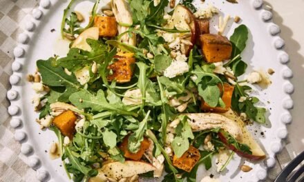 10+ Straightforward Lunch Recipes with Rotisserie Rooster