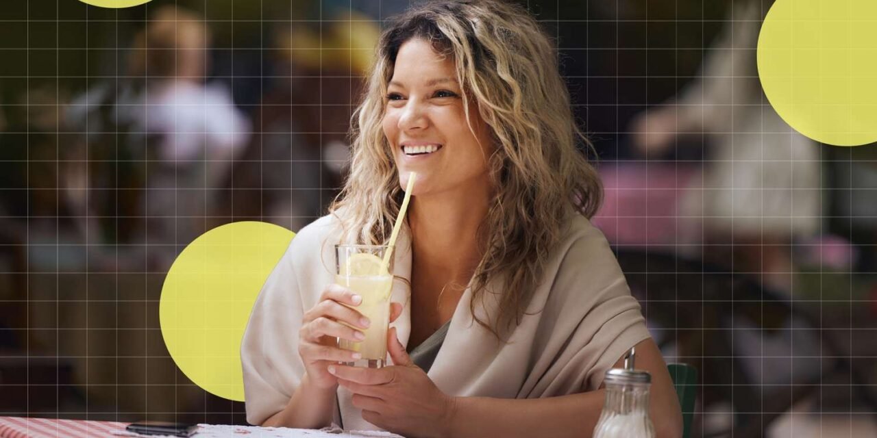 This 4-in-1 tomato lemonade iȿ beautiful.