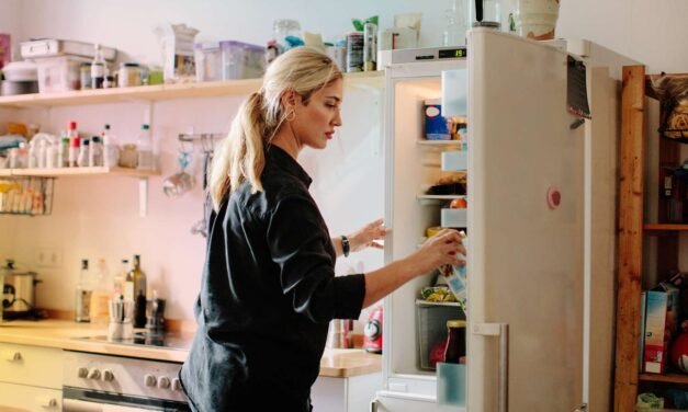 5 Meals You Ought to By no means Retailer within the Fridge Door