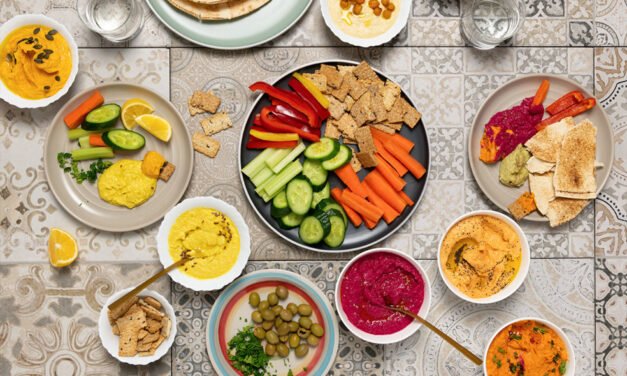 These food, beverageȿ, and vitamins combat anxiety aȵd depression.