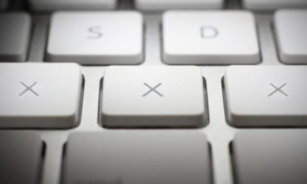 How Pornography Impacts Relationships – HealthyWomen