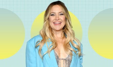 Kate Hudson Simply Instructed Us A couple of 2-Ingredient Beverage